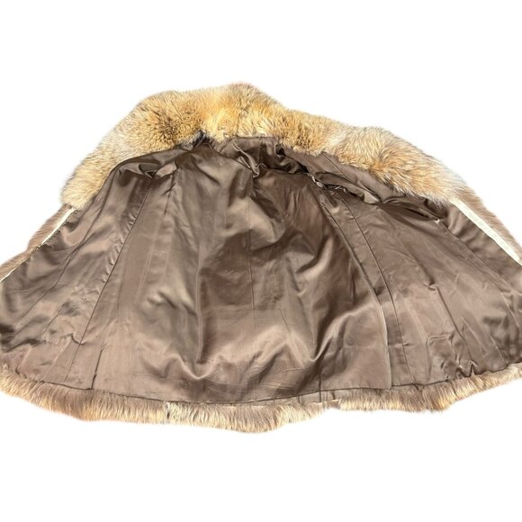 Vintage Fur Coat - Coyote - Picture 9 of 9